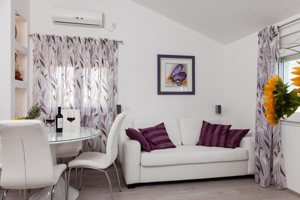 Apartment Nika Split Exterior photo